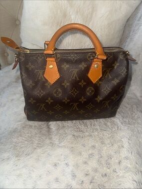 Louis Vuitton Speedy 25